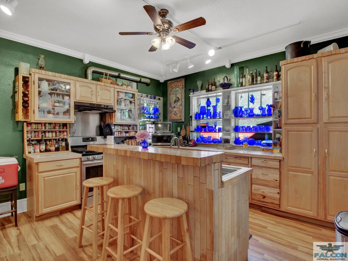 Robins Nest Bed&Breakfast Cody Exterior foto