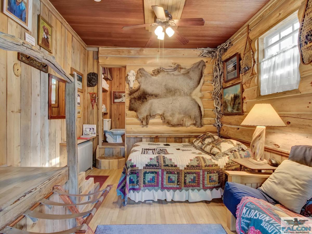 Robins Nest Bed&Breakfast Cody Exterior foto