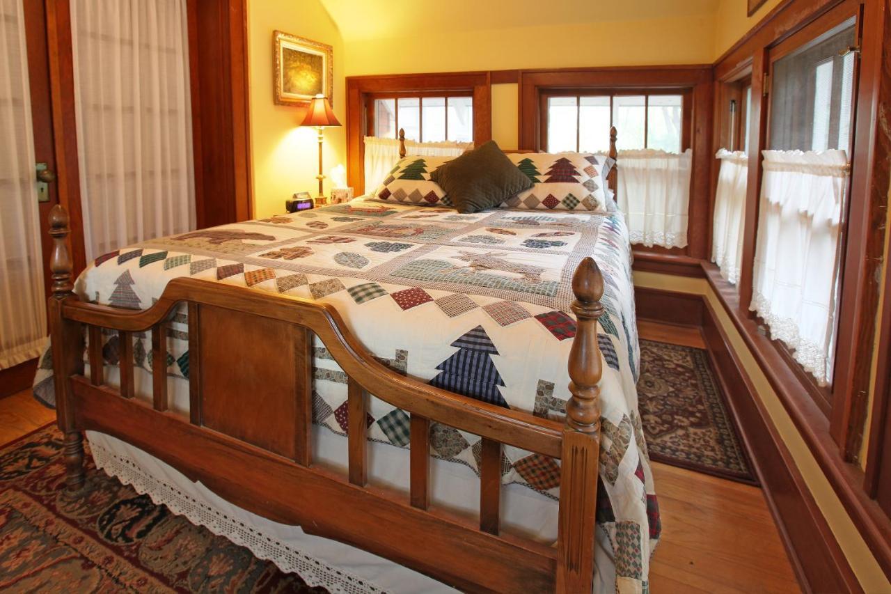 Robins Nest Bed&Breakfast Cody Exterior foto